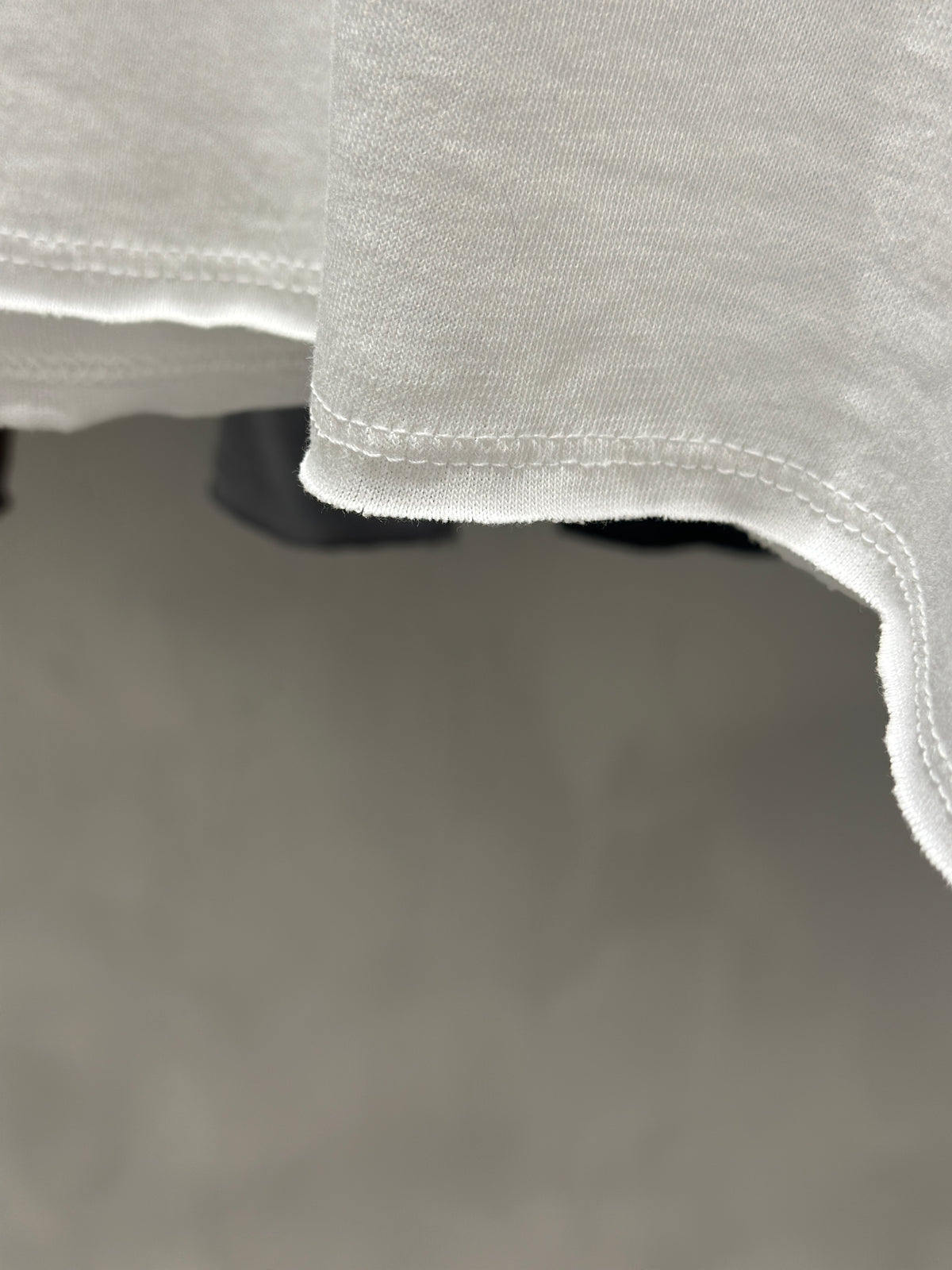 MAGNOLIA Pigment Drop-Shoulder Long Sleeve Tee(WHITE,BROWN,LIGHT GRAY,NAVY,CHARCOAL,BLACK) 商品画像10/20