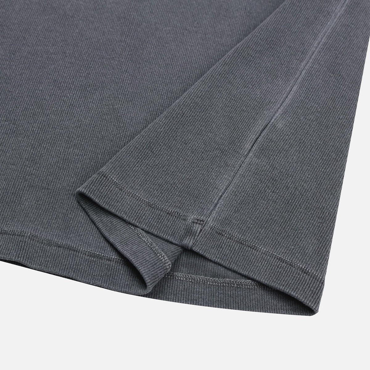 MAGNOLIA Pigment Rib Raglan Long Sleeve Tee(BEIGE, CHARCOAL) 商品画像5/12