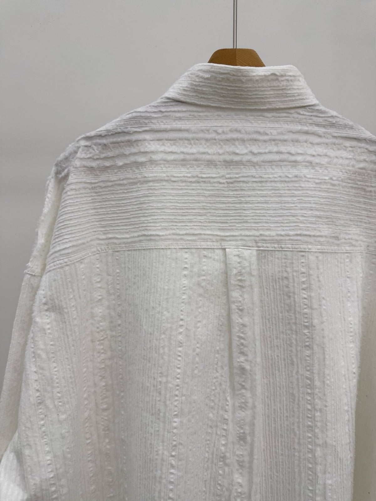 MAGNOLIA Tassel Texture Crop Shirt(WHITE,BLACK) 商品画像5/12