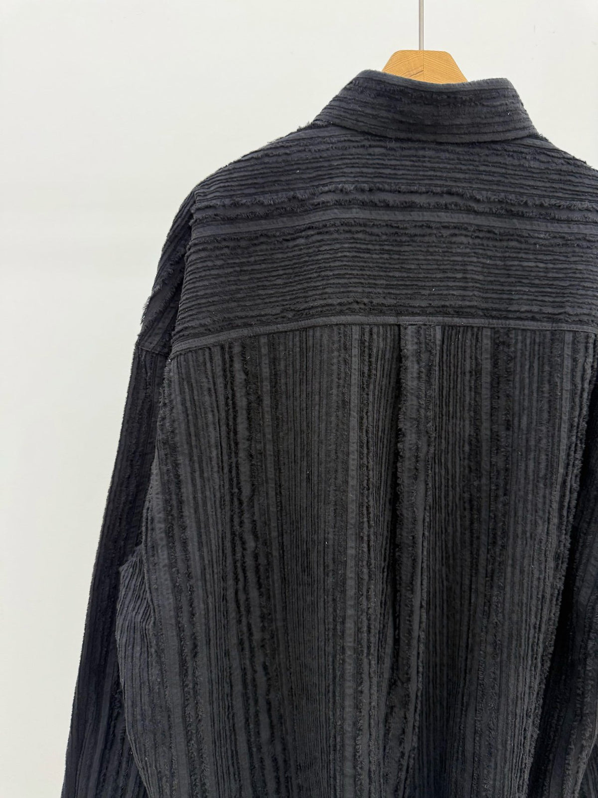 MAGNOLIA Tassel Texture Crop Shirt(WHITE,BLACK) 商品画像11/12
