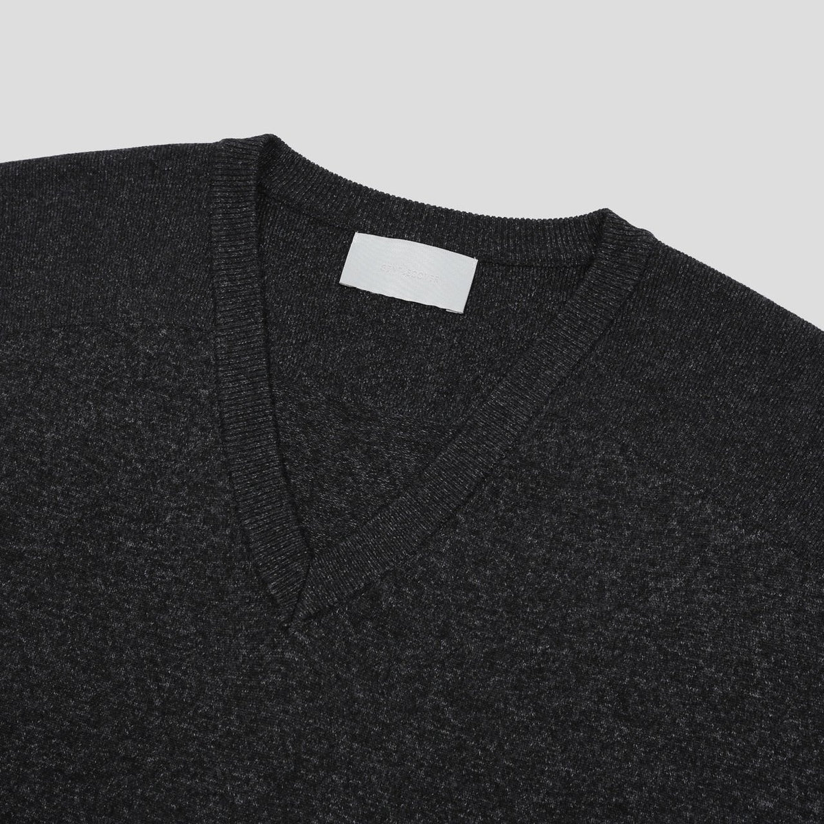 MAGNOLIA Trout Sewing V-Neck Knit(BROWN,NAVY,CHARCOAL,BLACK) 商品画像32/35