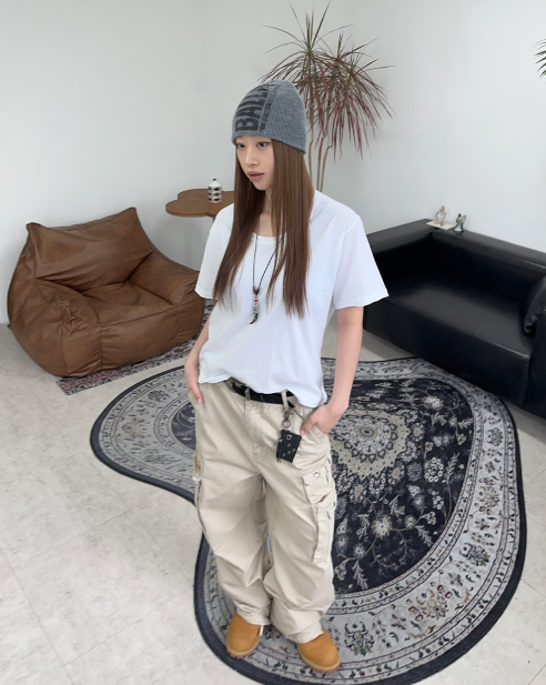 MAGNOLIA Washed Deep Crop U-Neck Tee(CHARCOAL,GREEN,WHITE) 商品画像4/16