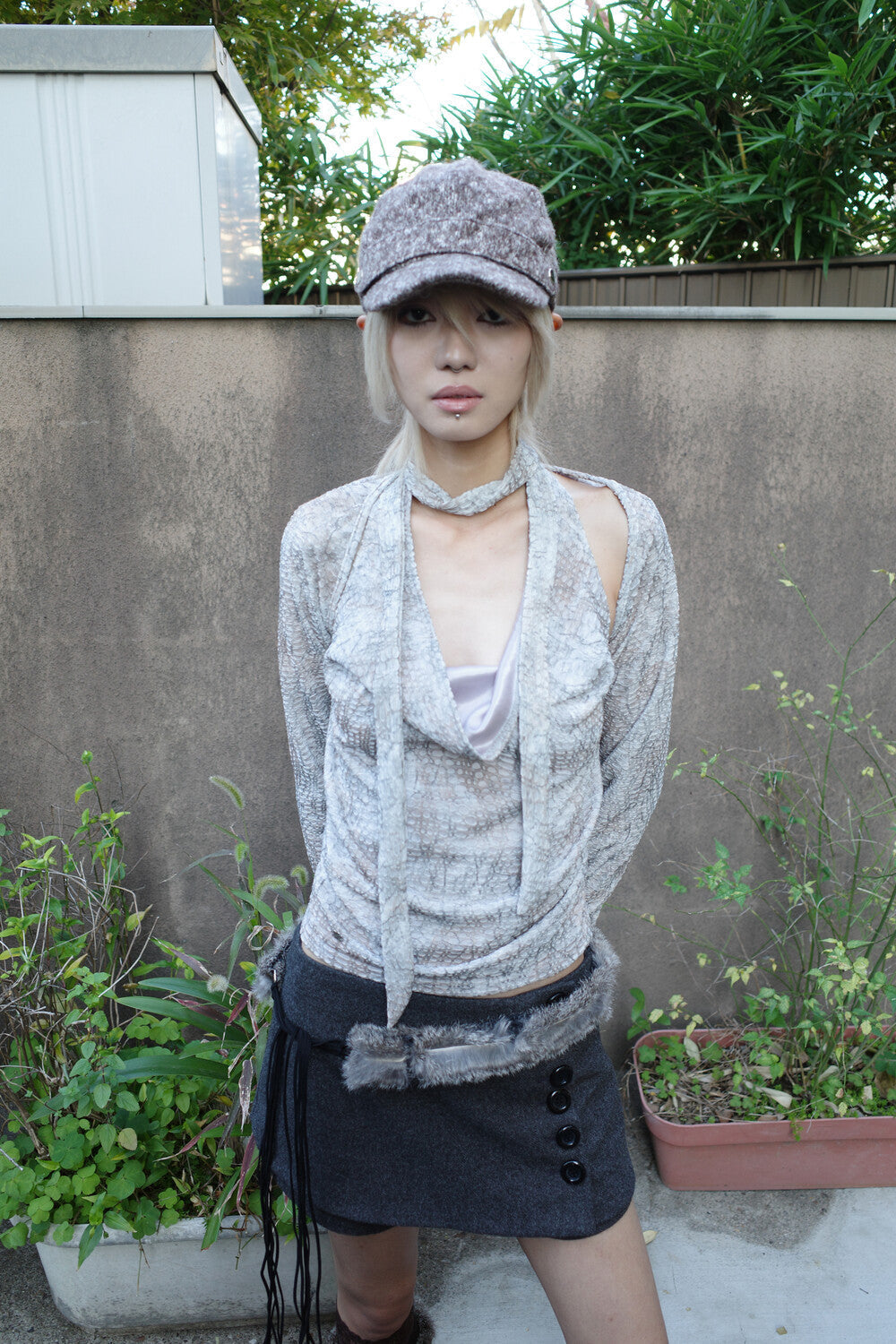 MIAE クラシック スカート グレー コーデ｜韓国ブランド きれいめ レディース