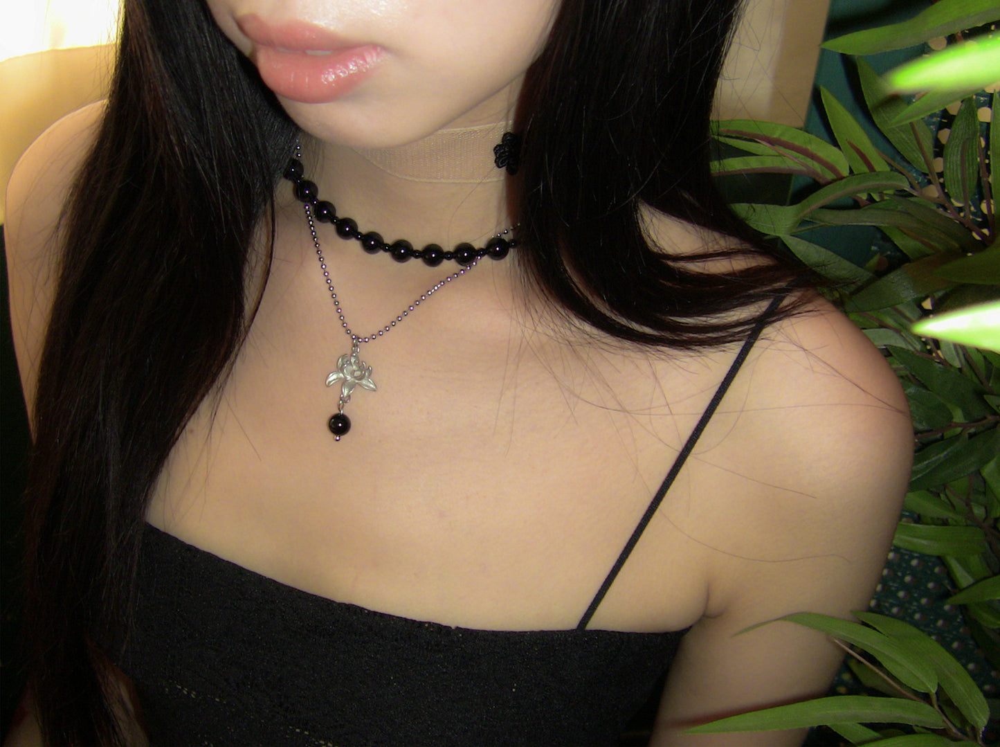 MIAE チェウノク ボールド チョーカー ブラック 着用｜シンプル おしゃれ 韓国 アクセサリー レディース