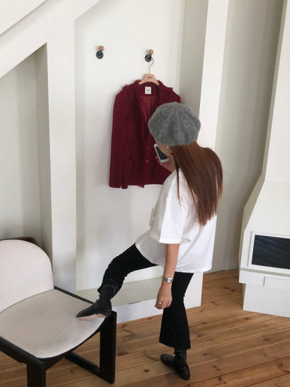 ミニマルなホワイトTシャツコーデ