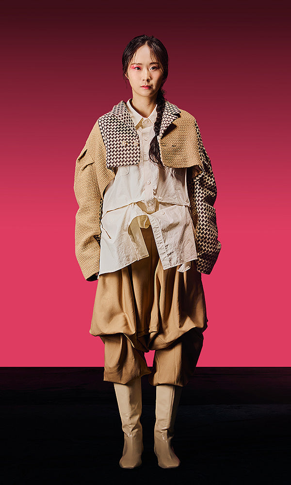 Reculer レキュリー チェッカードカラーリング クロップドジャケット ベージュ 正面 韓国ブランド 2023FW