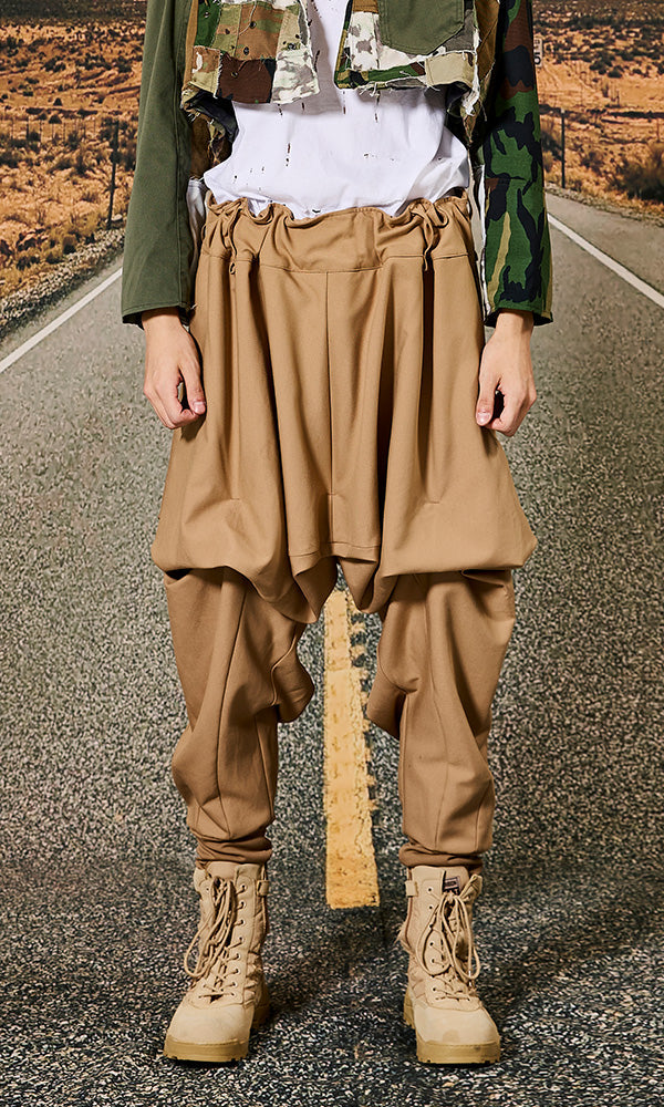Reculer レキュリー バタックスカートシルエット バギーパンツ ベージュ 正面 韓国ブランド 2024FW