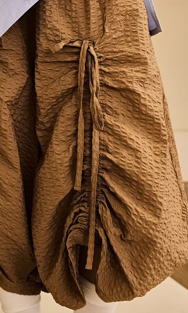 Reculer シャーリングスカートパンツ ブラウン しじら織り コットン素材 テクスチャー 韓国