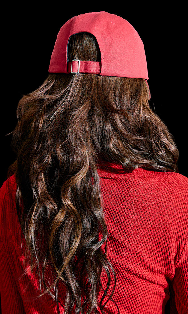 ミニマルロゴの韓国ブランド ファッションボールキャップ