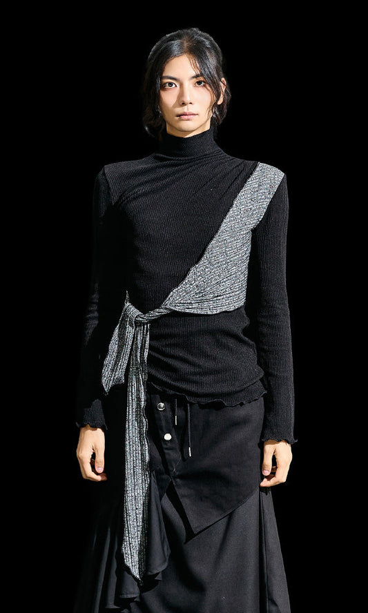 レイヤードが楽しい韓国ファッション コーデ向けドレープT