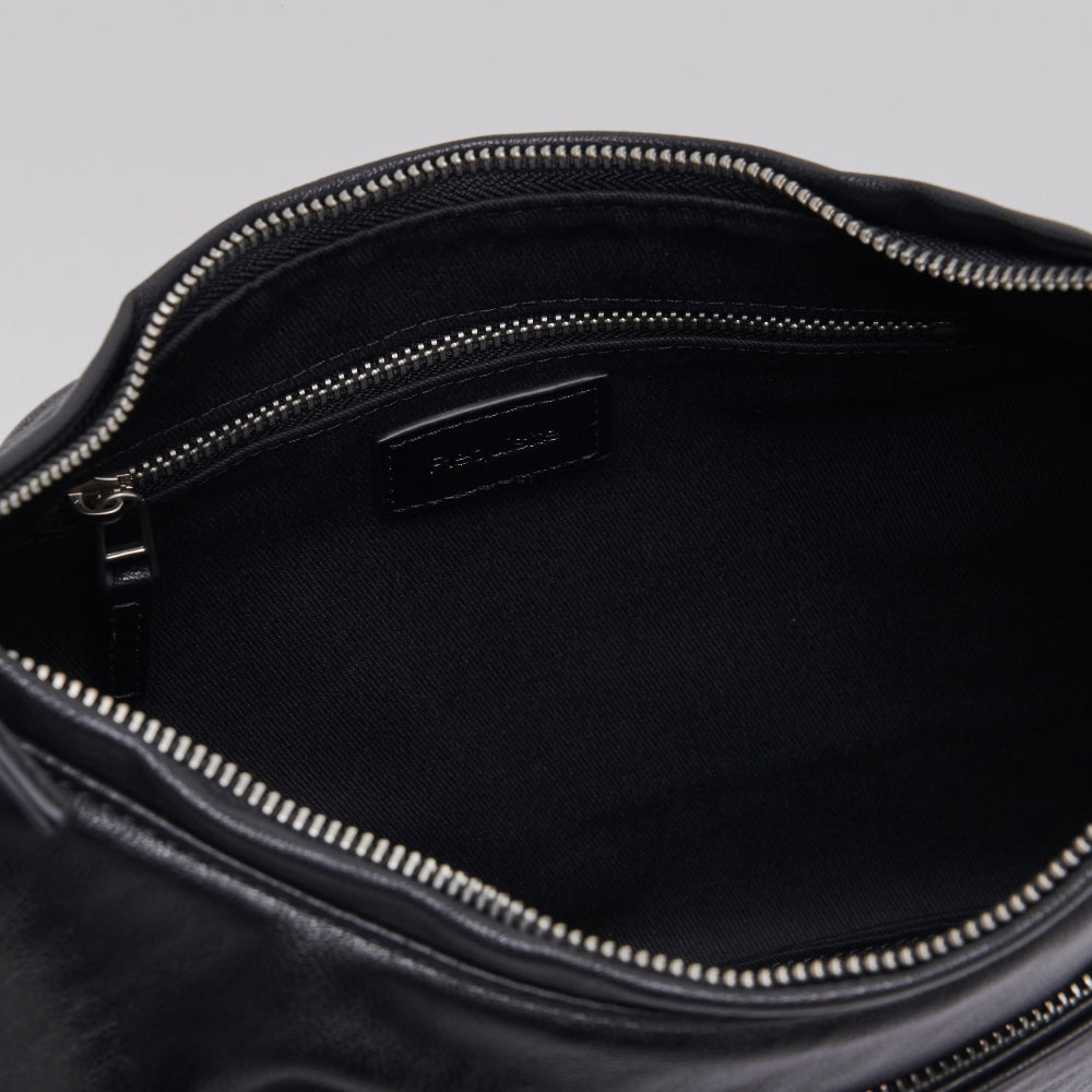 韓国 バッグ 人気 ブランド ミニマル デザイン