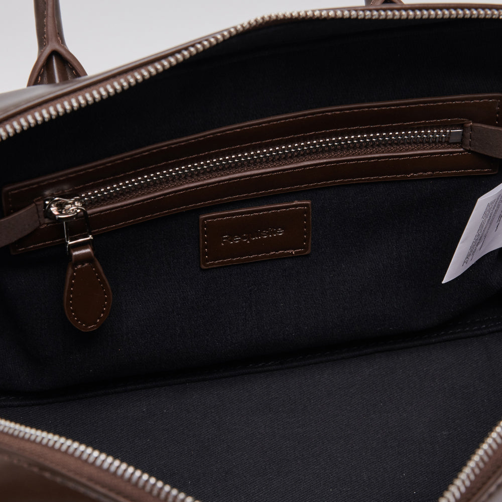 韓国 トート バッグ 人気 大人 コーデ