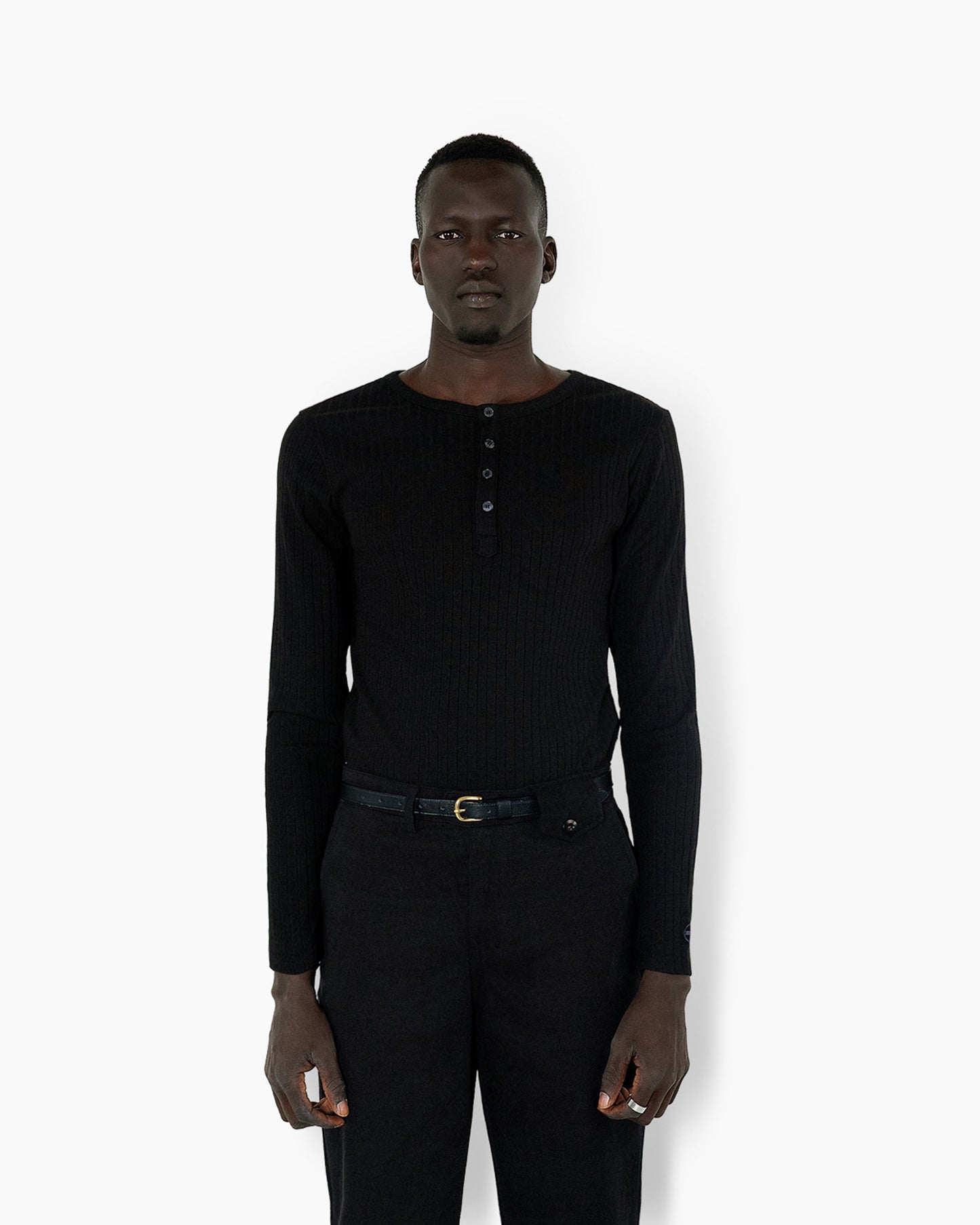 韓国ブランド アパレル 新鋭 メンズ ミニマル トップス