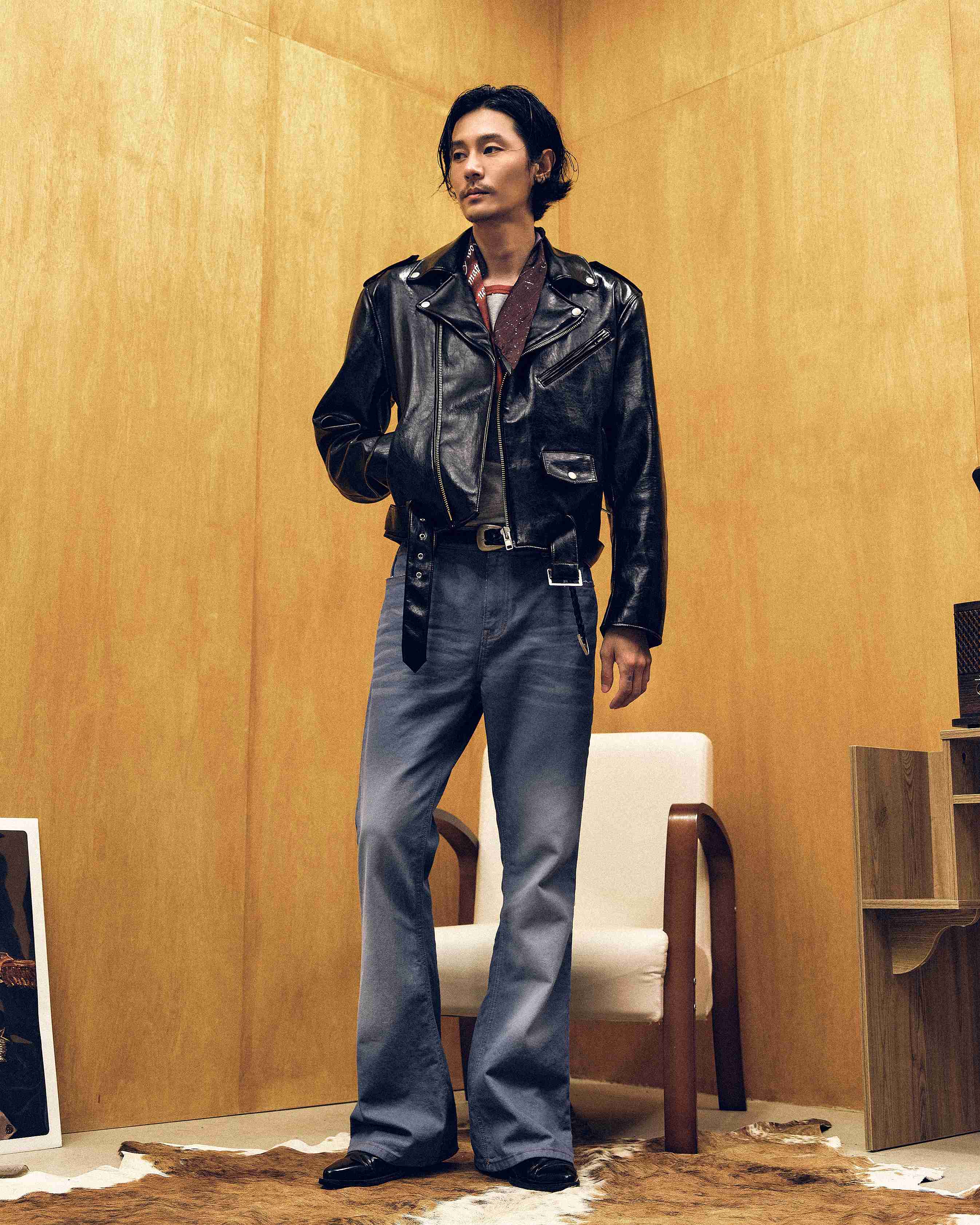 REVURA バーンアウト フレア フェイクレザー ライダースジャケット