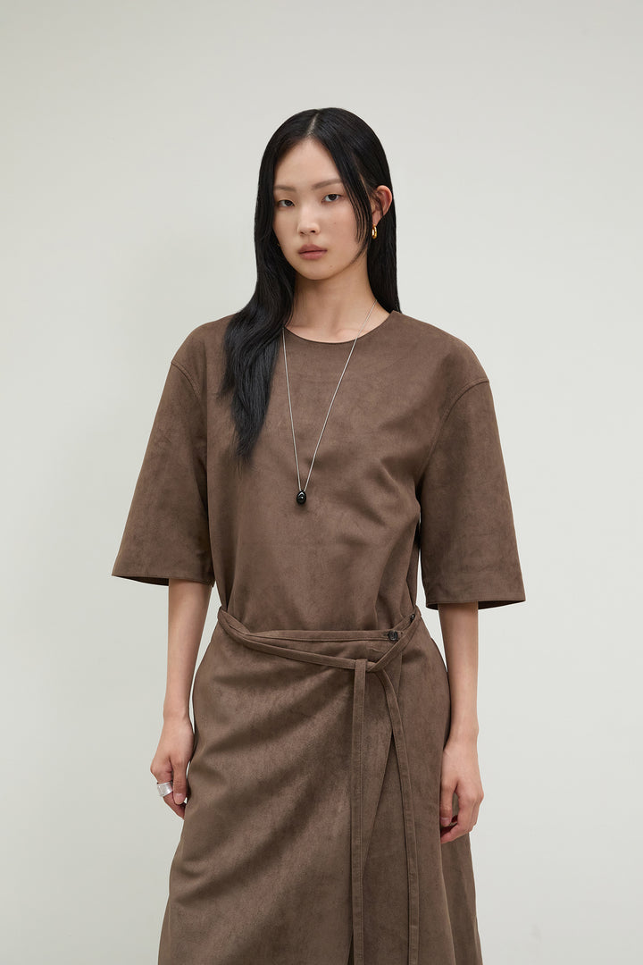 [BLOSSOM H COMPANY 2025AW] GAEIL SUEDE HALF-SLEEVE SHIRT