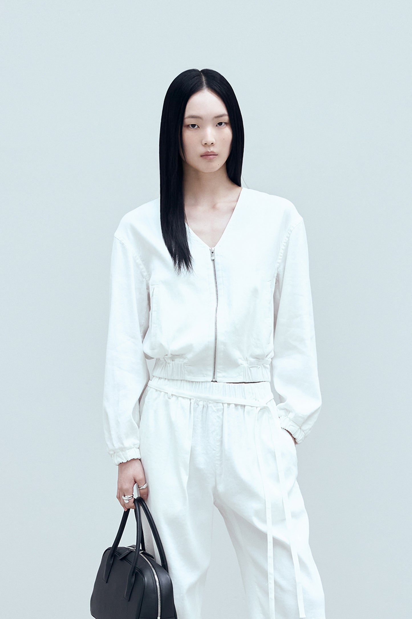 [BLOSSOM H COMPANY 2025SS] MANE V ZIP UP