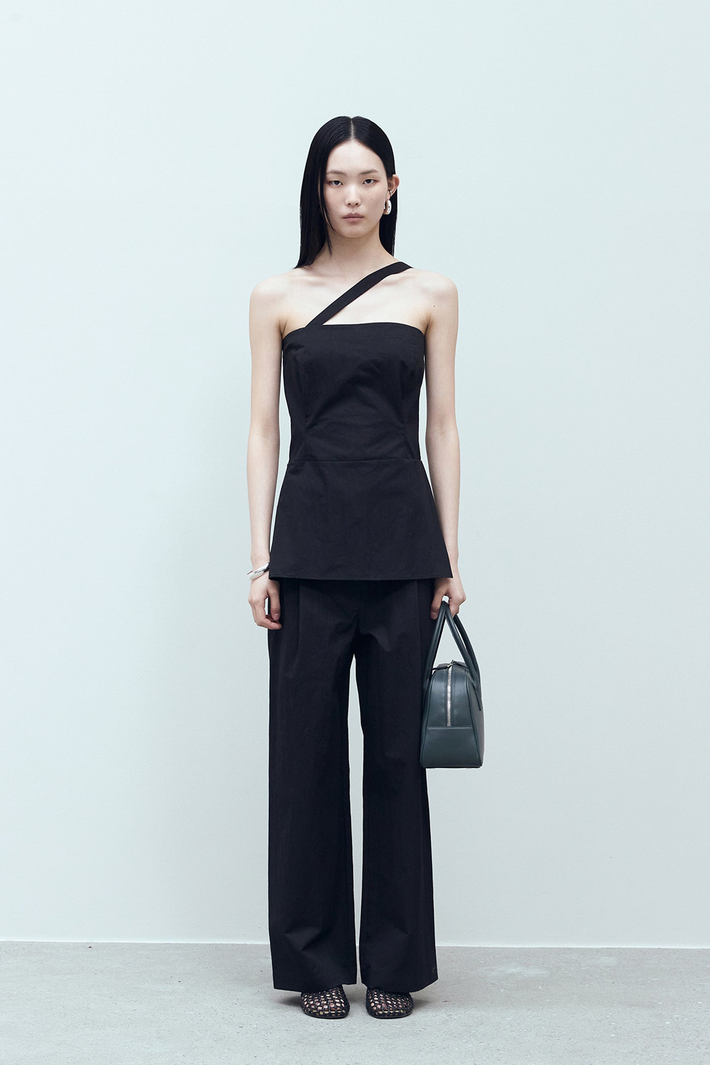 [BLOSSOM H COMPANY 2025SS] MUTO ONE-TUCK PANTS