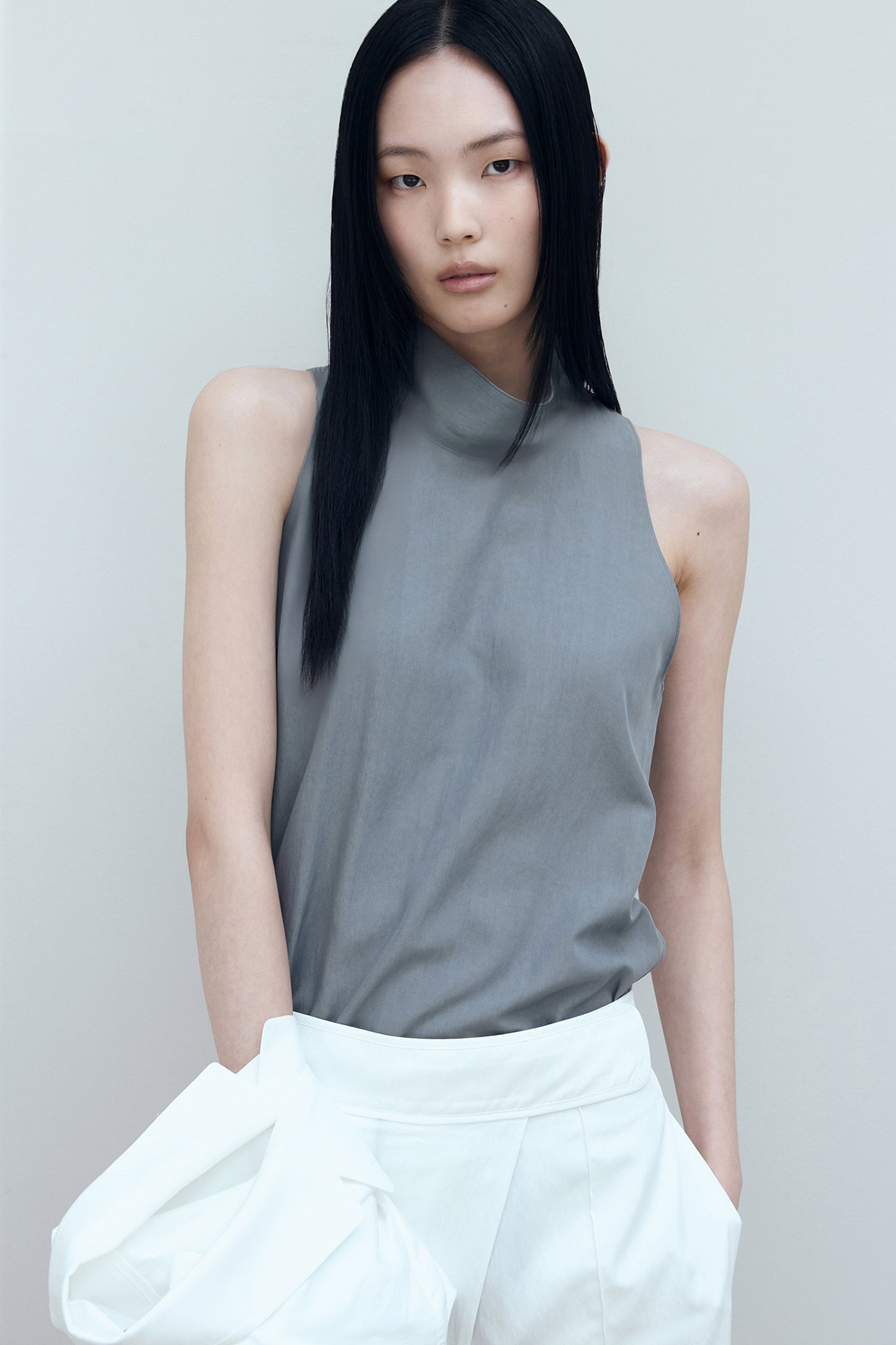 [BLOSSOM H COMPANY 2025SS] ALVIN HIGH NECK SLEEVELESS