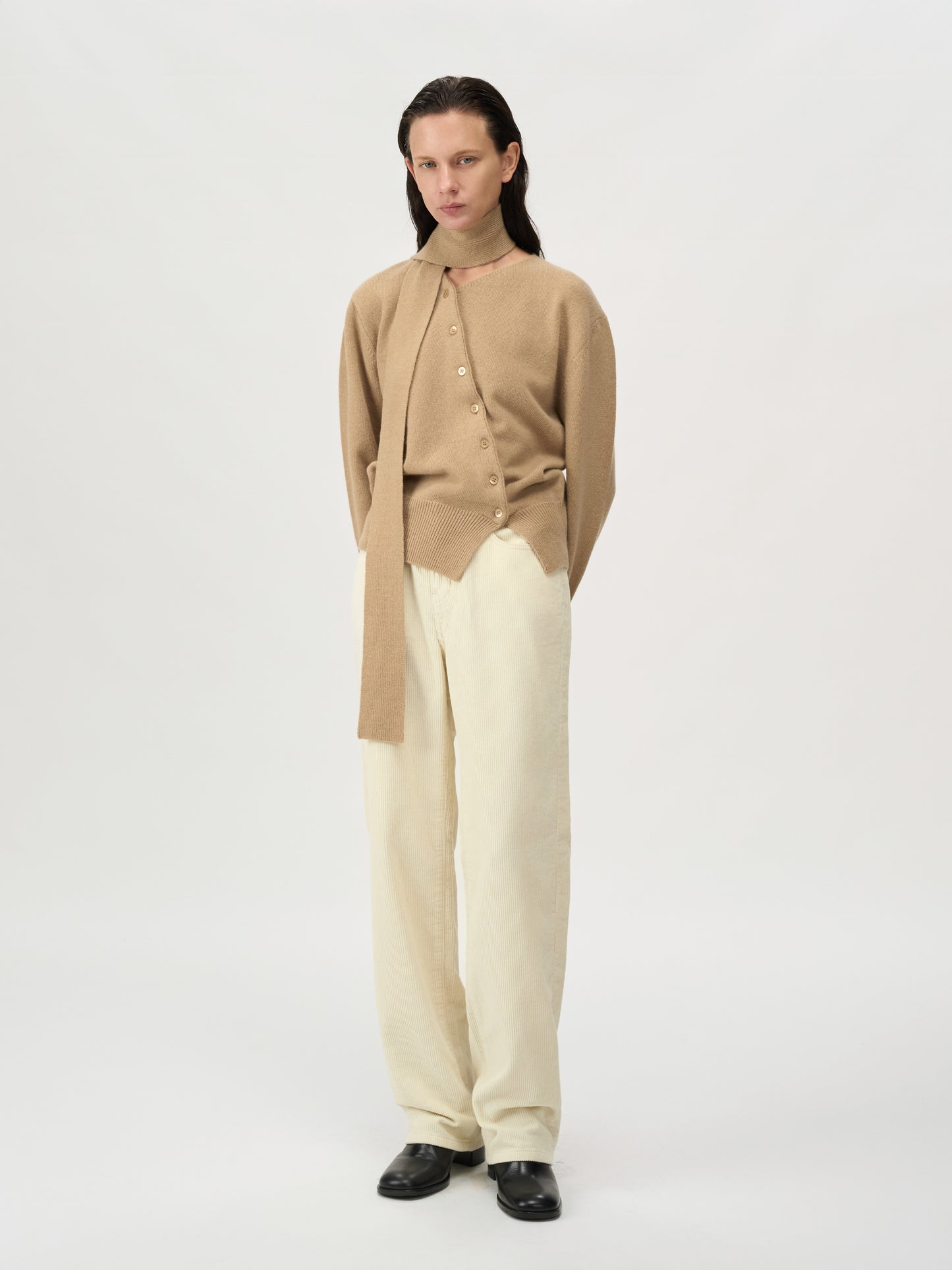 韓国ブランドMAGJAYのウール100ニット質感｜上品な編み地ディテール
