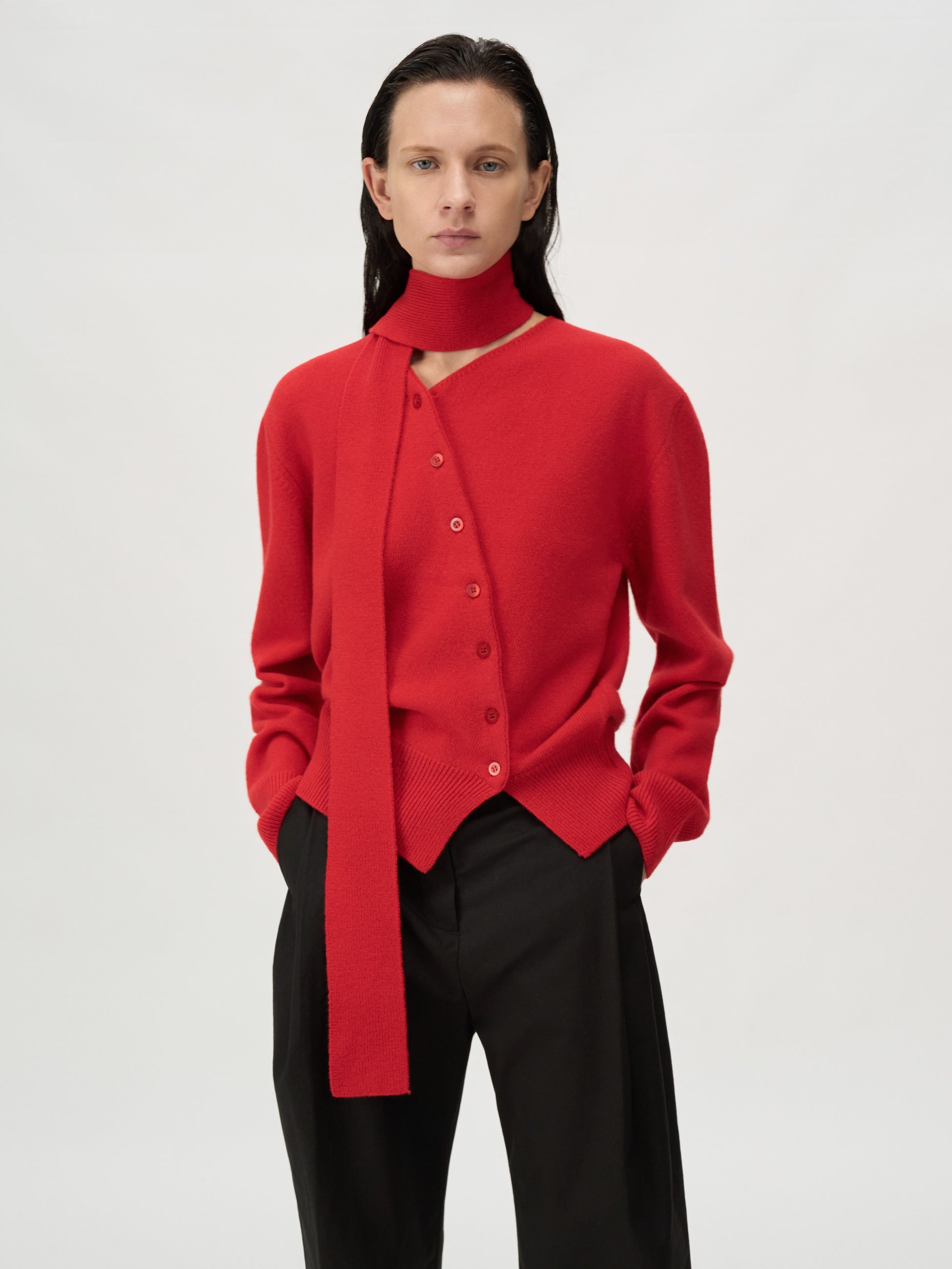 MAGJAY ウール100スカーフセットカーディガン｜韓国ファッションのミニマルデザイン