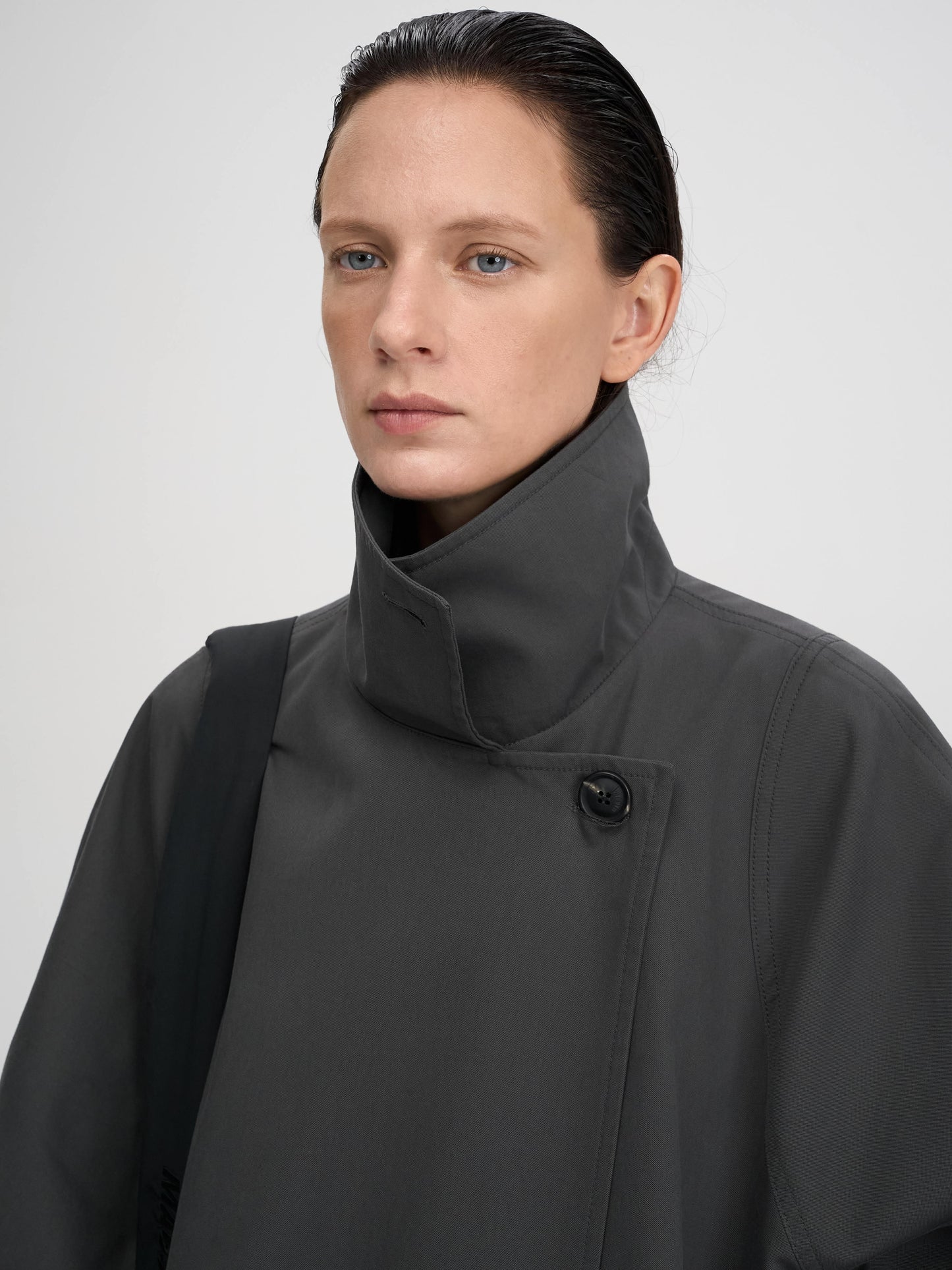 【MAGJAY 2025AW】High-neck Cocoon trench coat