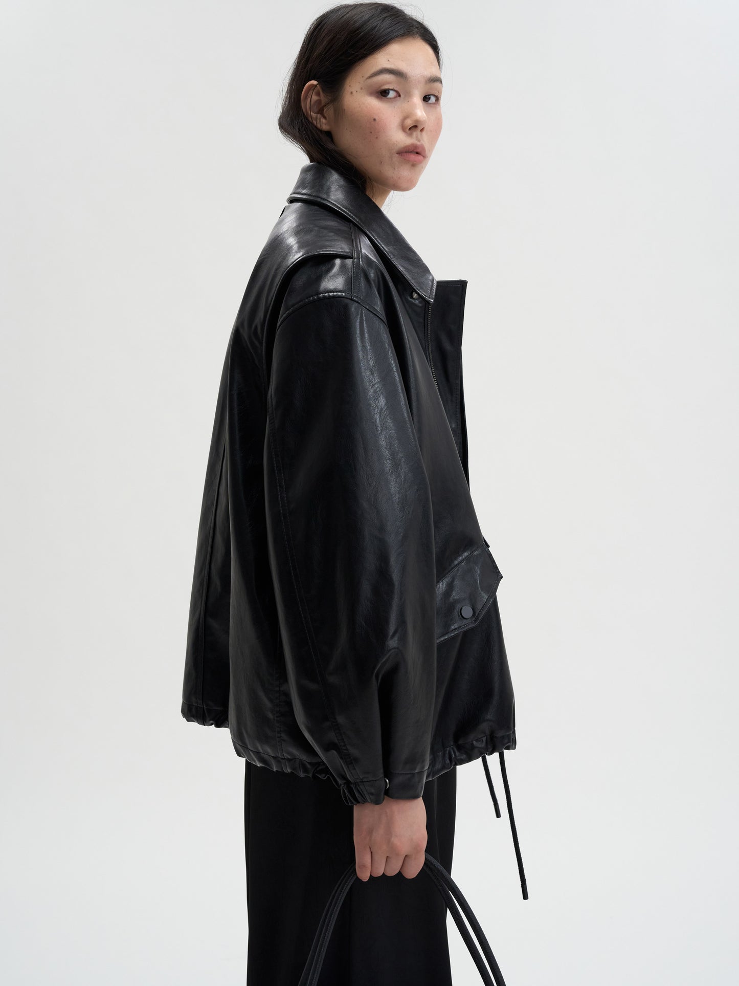 【MAGJAY 2025AW】Volume Leather Bomber Jacket