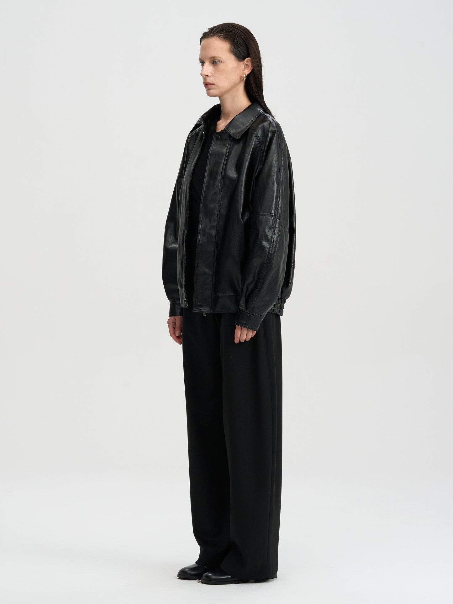 【MAGJAY 2025AW】Volume Leather Bomber Jacket - Black