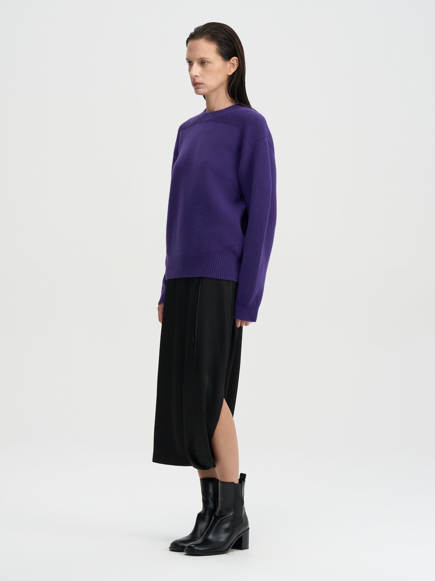 【MAGJAY 2025AW】Wool Curved Sleeve Knitwear