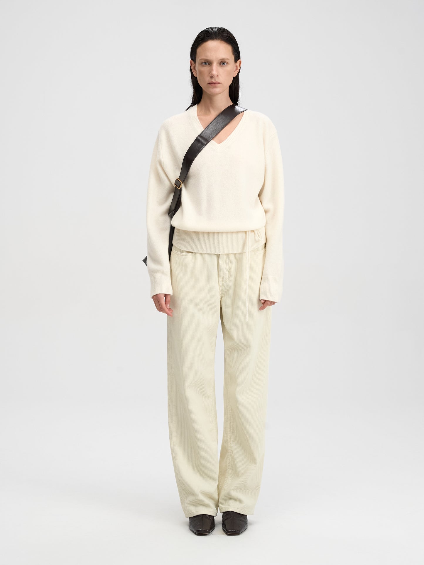 【MAGJAY 2025AW】Woolly Belted V-neck Knitwear