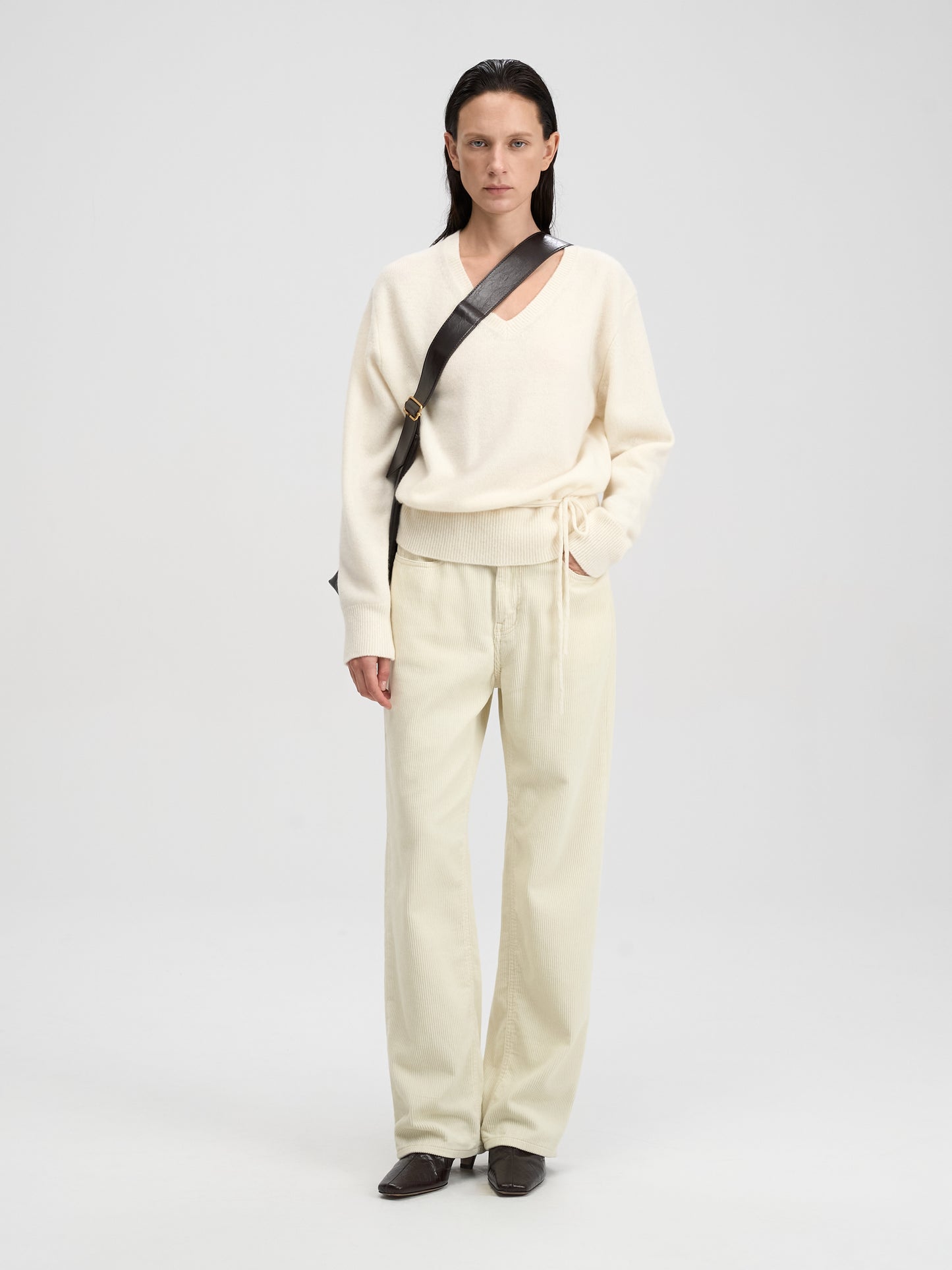 【MAGJAY 2025AW】Woolly Belted V-neck Knitwear