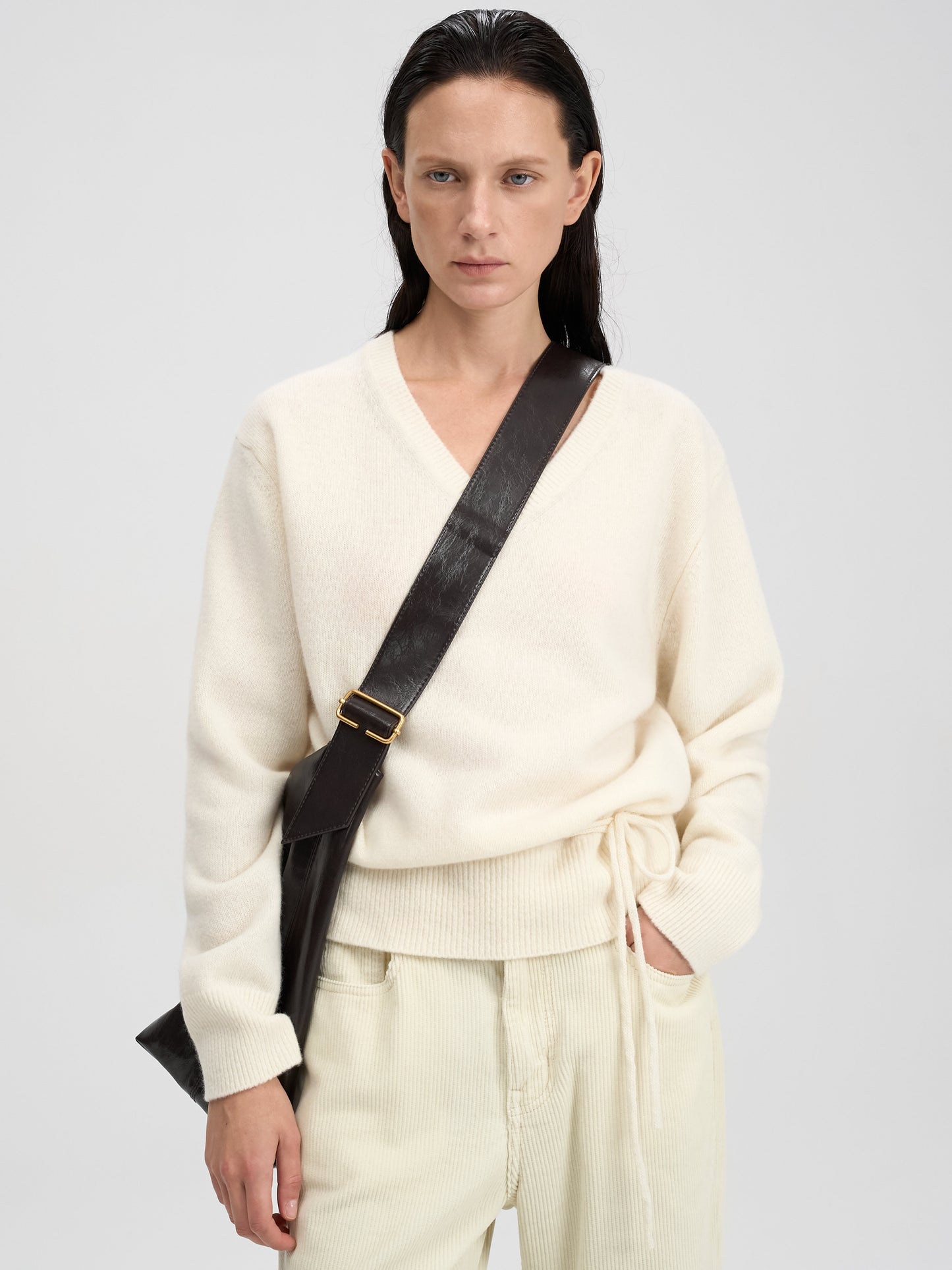 【MAGJAY 2025AW】Woolly Belted V-neck Knitwear