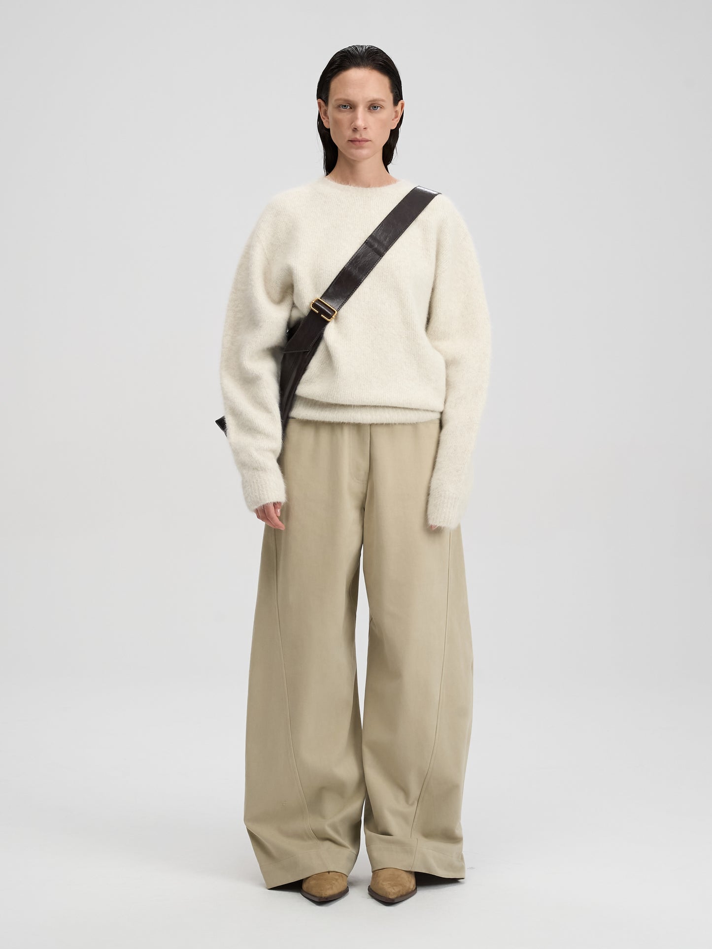 【MAGJAY 2025AW】Peach Cotton Curved Pants