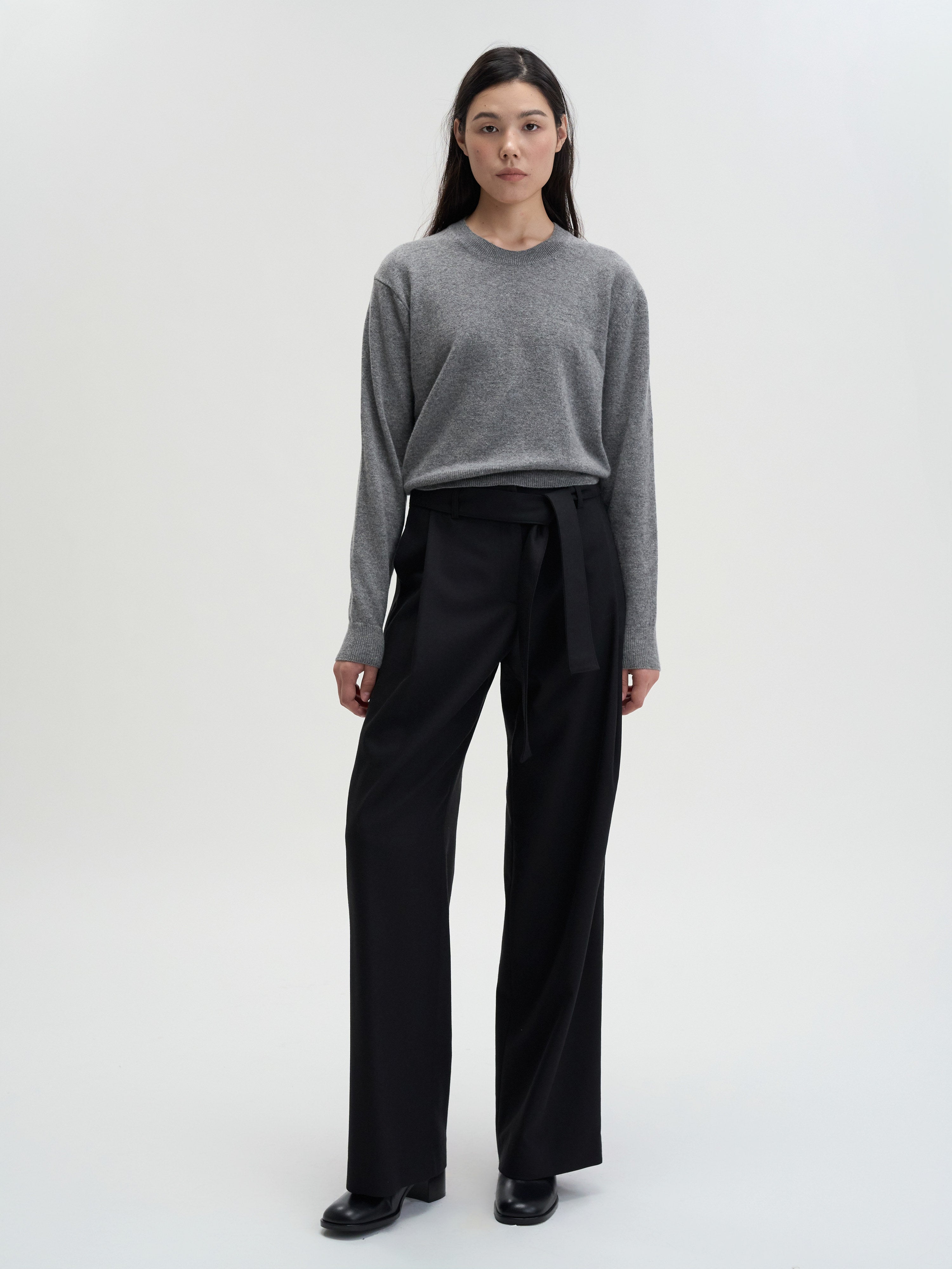 Korean Womens Pants（韓国レディースパンツ）| Minimal & Modern