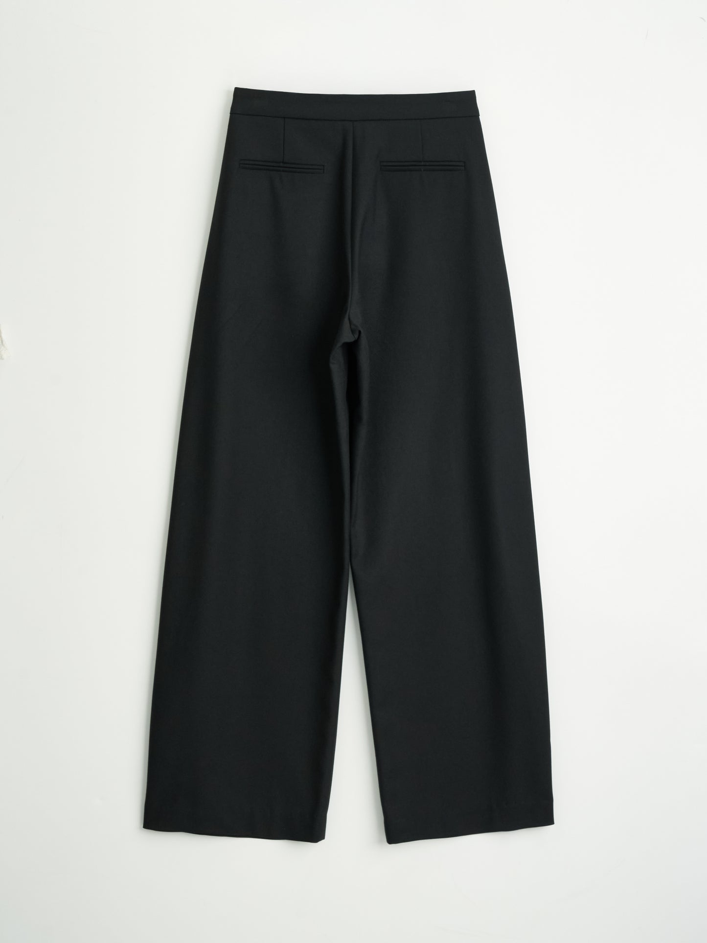 【MAGJAY 2025AW】Soft Flow Curved Pants