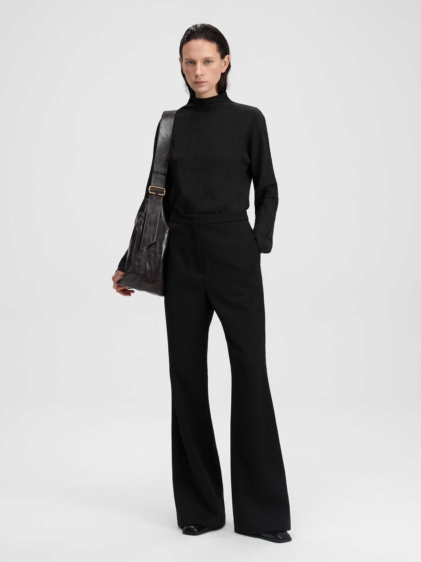 【MAGJAY 2025AW】Wool Touch Flare Slacks - Black