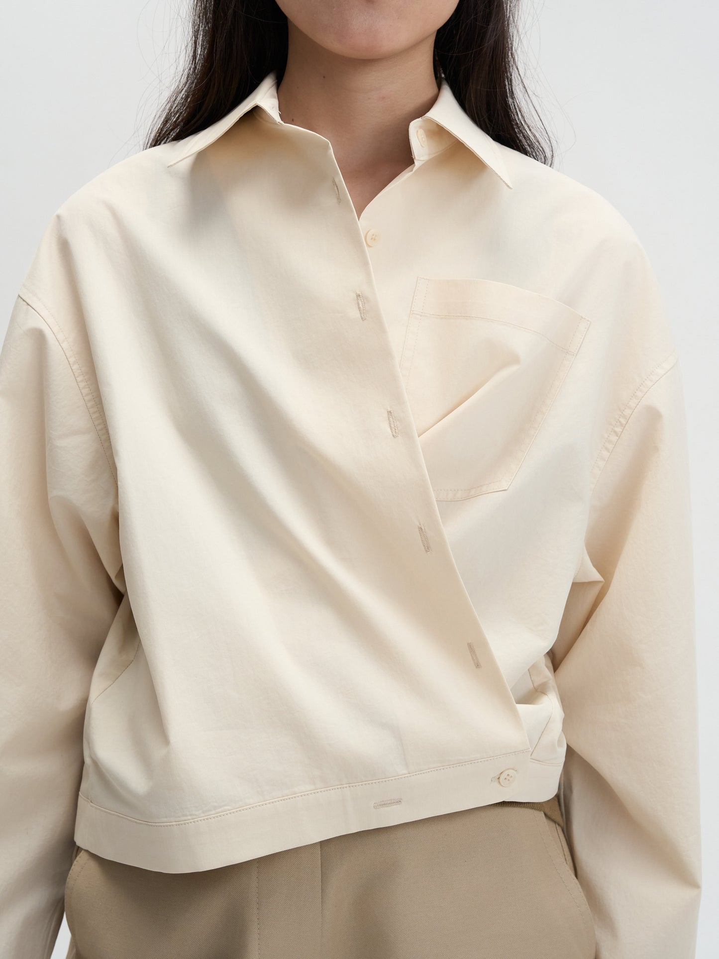 【MAGJAY 2025AW】Uno Soft Twisted Crop Shirt