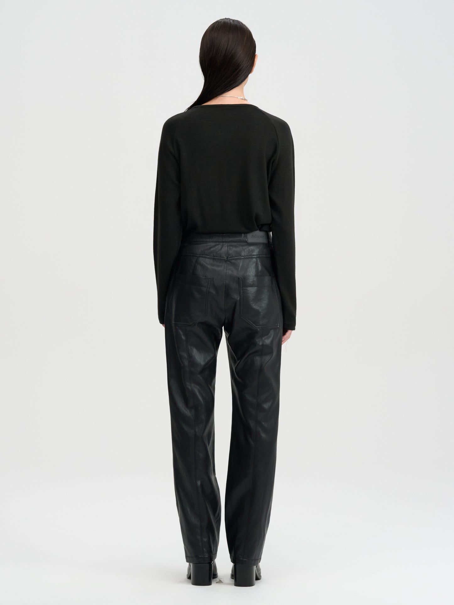 【MAGJAY 2025AW】Soft Binding Raglan T-Shirt - Black