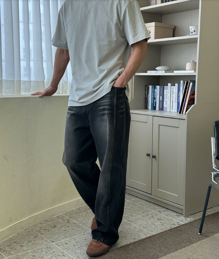 Shutter Slit Wide Denim Pants