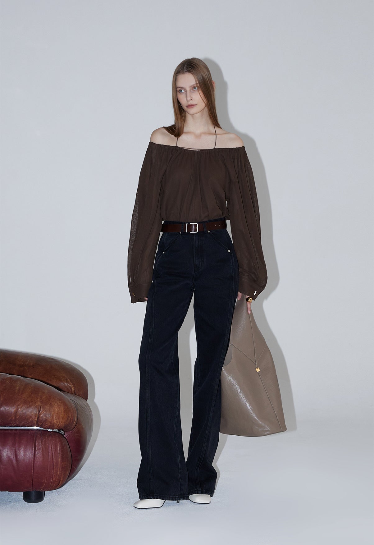 ご予約品です新品 2025 Rene ❁ Relaxed Blouse 38 RENEJ Frilly Off-Shoulder Blouse, Korean Fashion, Korean Brand