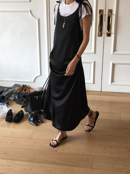 【REPELLER 2025SS】Satin Pleated Dress
