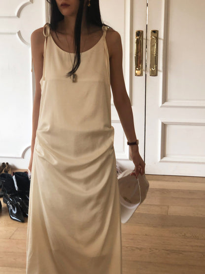 【REPELLER 2025SS】Satin Pleated Dress