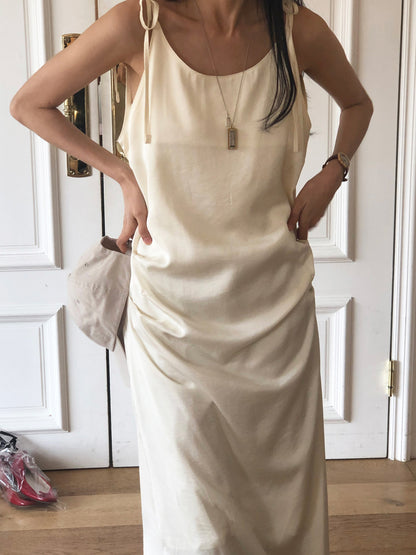 【REPELLER 2025SS】Satin Pleated Dress