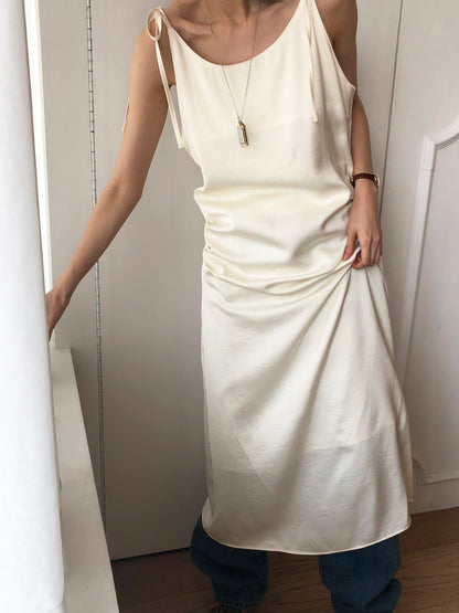 【REPELLER 2025SS】Satin Pleated Dress