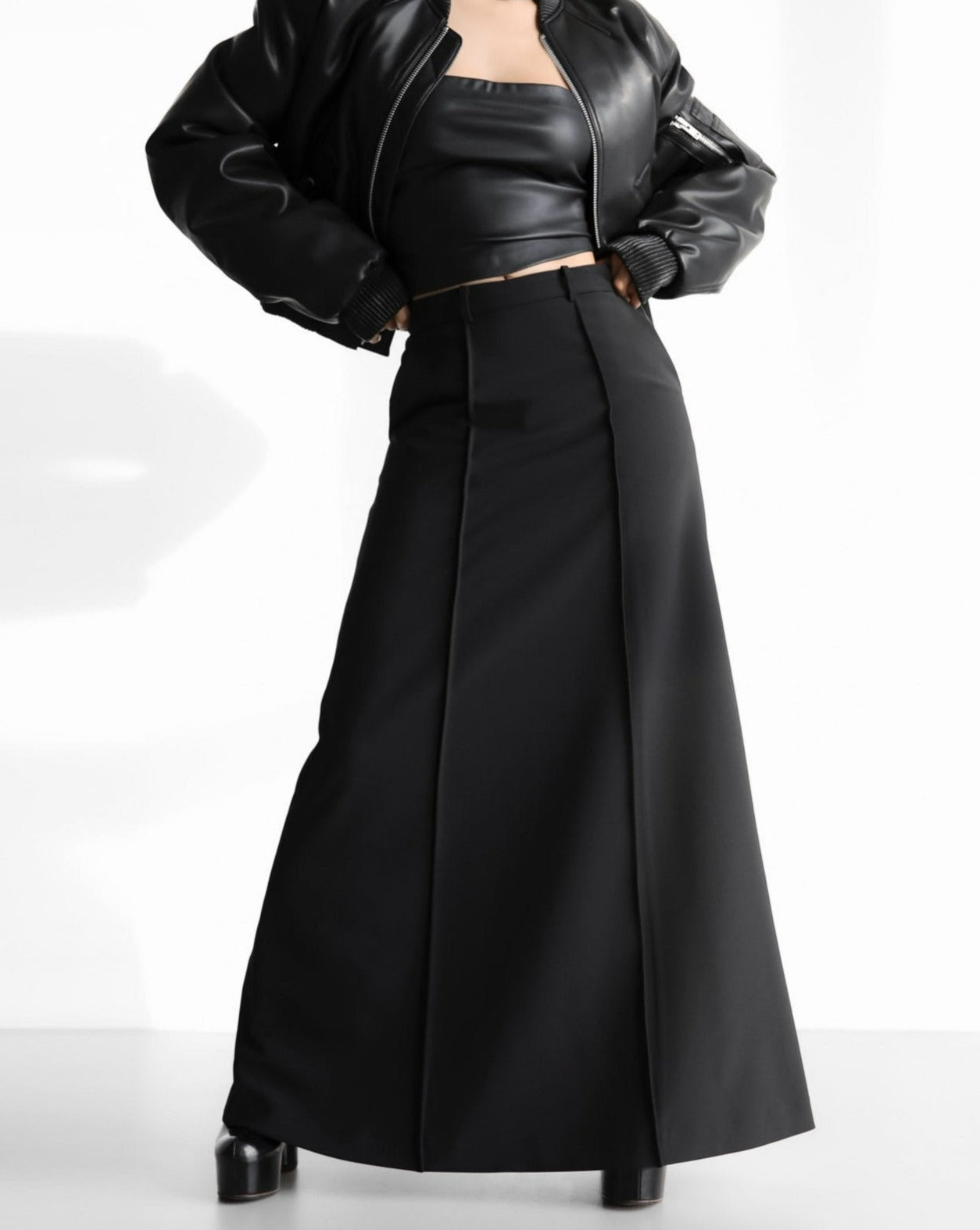 AW LEATHER PLATED FLARE SKIRT